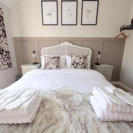 The Lilley Pad In Ludlow Cosy, Central, Perfect For Couples, Netflix & Parking Permit Exterior photo